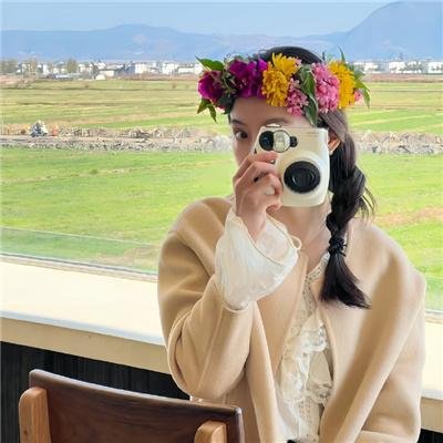 新生代小生私下抽烟，深夜内幕曝光，本人沉默不回应